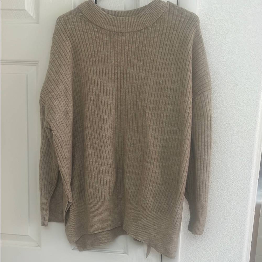 H&M Tan Ribbed Sweater